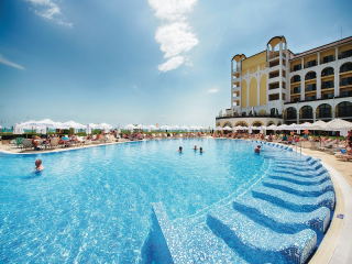 ALUA HELIOS BAY - SWIMMING POOL